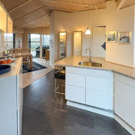 Stunning In With Sauna Tarm