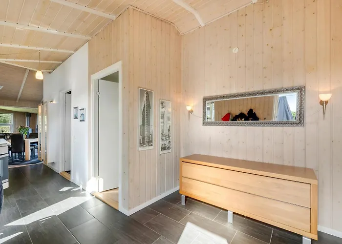 Nyaraló Stunning In With Sauna Tarm