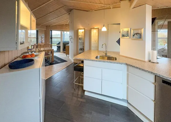 Stunning In With Sauna Tarm